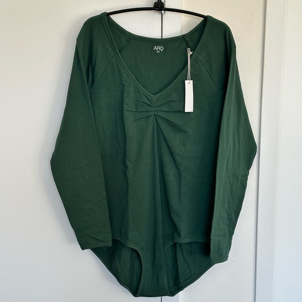 NWT ARQ Leotard in Green size 3X
